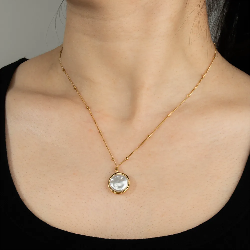 OEM ODM stainless steel round pearl pendant gold chain necklace manufacturing